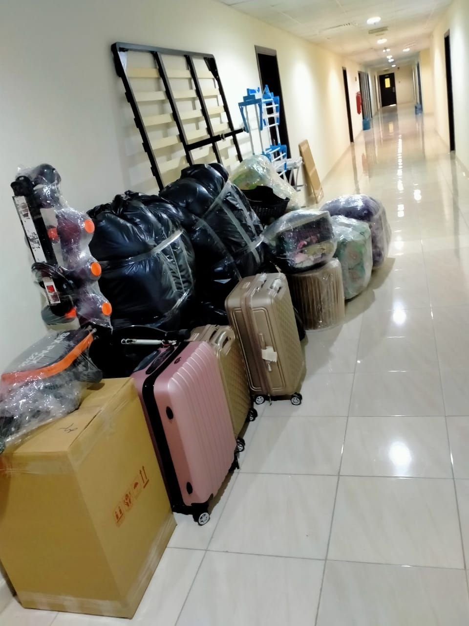 نقل عفش من الرياض إلى خميس مشيط 0547061253 أفضل شركة نقل أثاث بين المدن مع الفك والتركيب